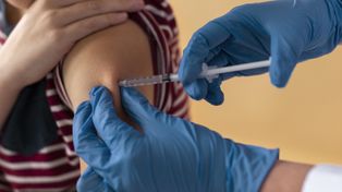 Zmiany w kalendarzu szczepień. Obejmą dzieci i nastolatki