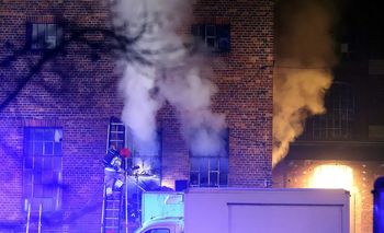 Wrocław: Nocny pożar na znanym targowisku. Jedna osoba ranna