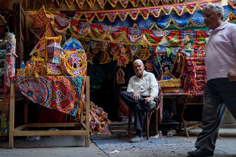 Podwyżki pensji, emerytur i zasiłków. Egipt uruchamia wart 2,5 mld dol. plakiet socjalny
