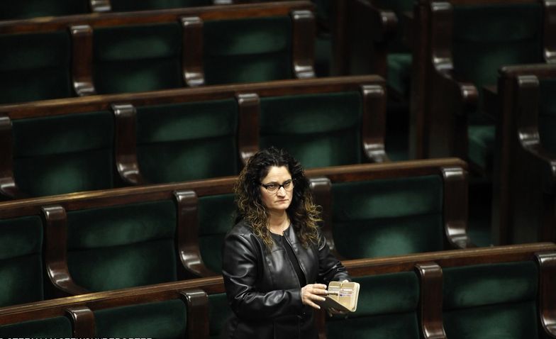 Najbardziej zadłużona posłanka. Ma długi w ZUS, urzędzie skarbowym, SKOK, bankach