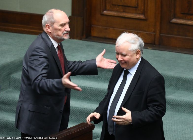 Antoni Macierewicz i Jarosław Kaczyński wielokrotnie wracali do sprawy reparacji wojennych od Niemiec