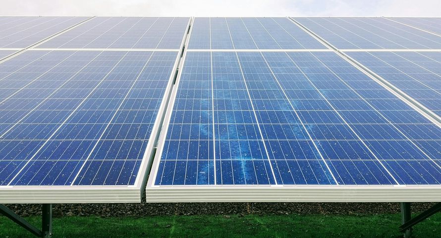 Oferty jako "zawiadomienie", straszenie podwyżkami. Kary za wciskanie fotowoltaiki