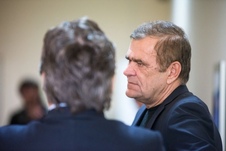 Prokuratura stawia zarzuty znanemu inwestorowi giełdowemu. Roman Karkosik odpowiada