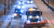 Śląskie: Kolejny dzień z opadami. Drogi są białe i śliskie