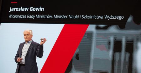 Wicepremier Gowin chce, by polscy naukowcy wrócili do kraju. Problemem mogą być pieniądze