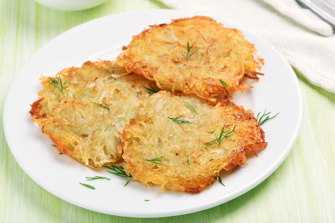 Lżejsza wersja placków ziemniaczanych. Będą chrupiące bez smażenia
