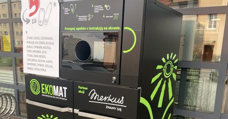 W Gdańsku stanął Ekomat. Mądry człowiek zarobi na tej maszynie