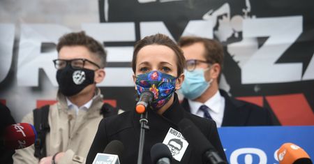 PiS chce wykonać wyrok TSUE ws. Izby Dyscyplinarnej? "To próba zamydlenia oczu"