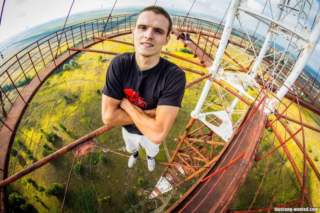 Szaleni fotografowie ze Wschodu zdobywają szczyty najwyższych budynków 8