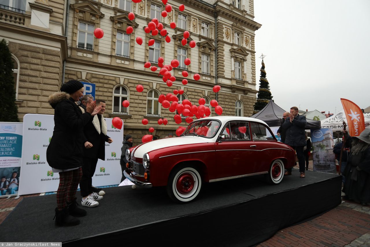 Syrena Toma Hanksa odsłonięta. Pieniądze z jej licytacji trafią do potrzebujących