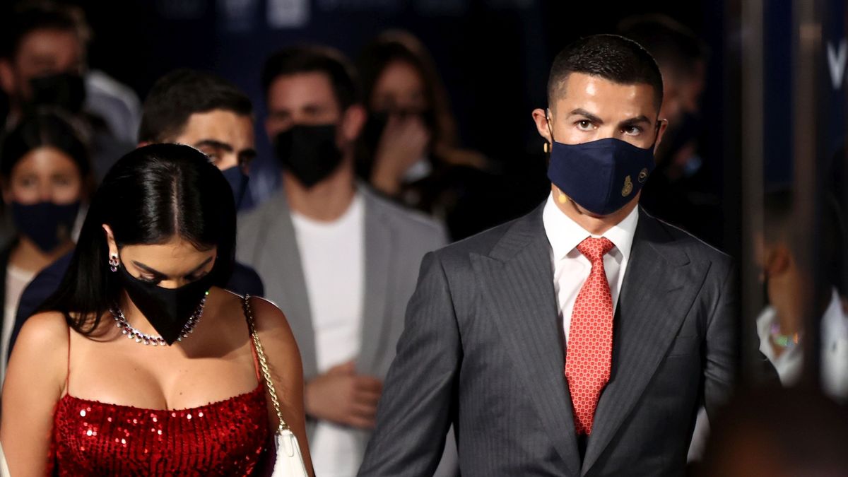Cristiano Ronaldo z Georginą Rodriguez na gali Globe Soccer Awards w Dubaju
