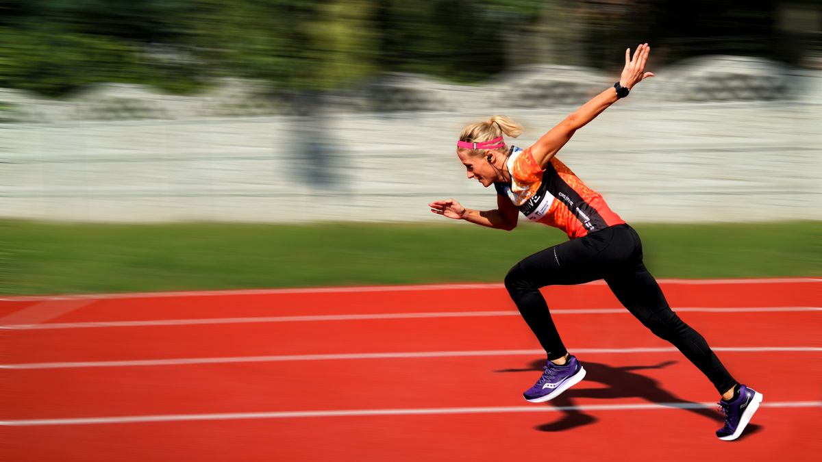 Creative prezentuje nowy model słuchawek, fot. Creative