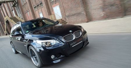 555-konne czarne kombi – Edo Competition M5 Touring Dark Edition (2011)
