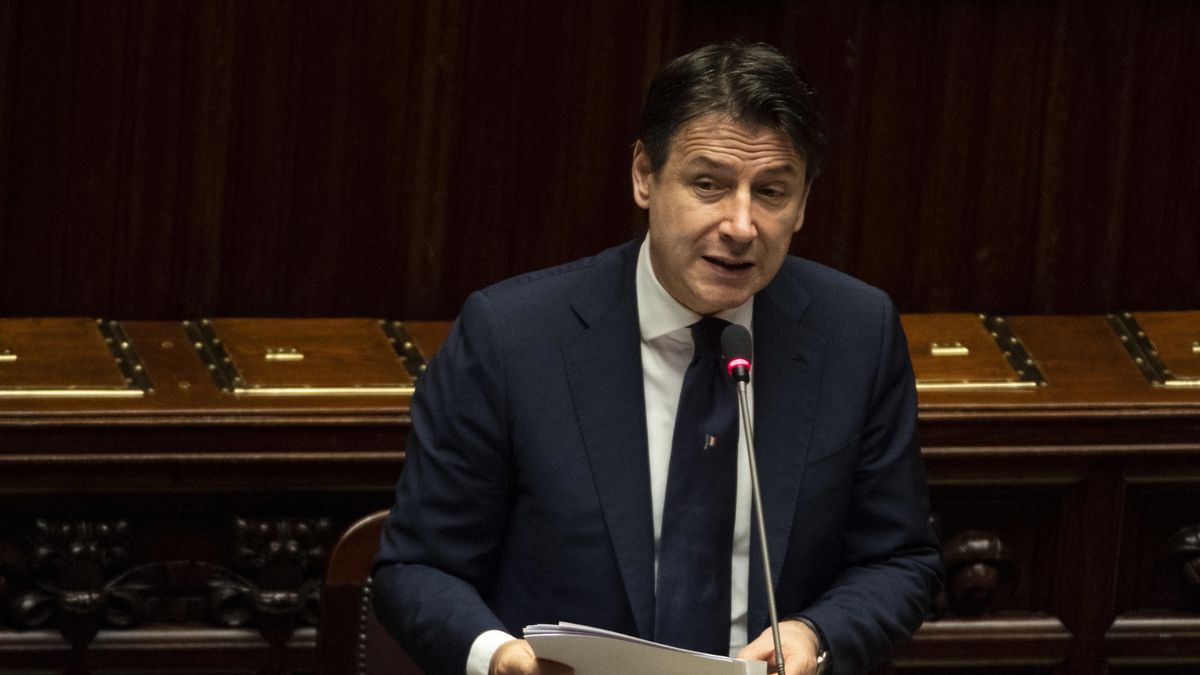 Premier Giuseppe Conti zaprezentował założenia nowego pakietu pomocy dla firm i oywateli