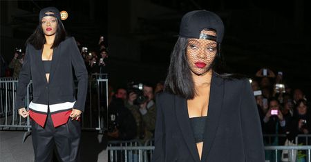 Rihanna na pokazie Givenchy w dresie!