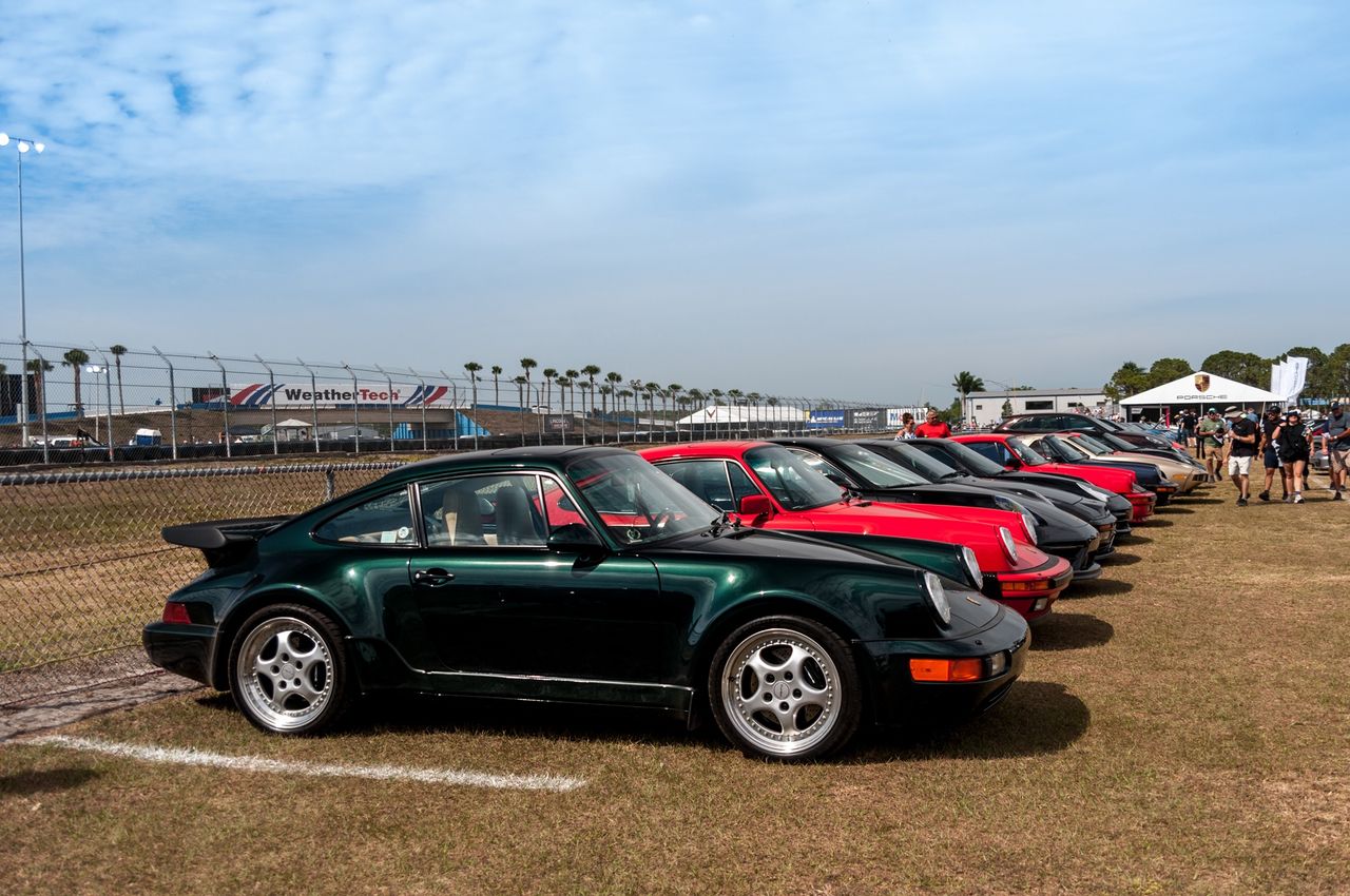 Samochody kibiców na 1000 miles of Sebring i 12 h of Sebring