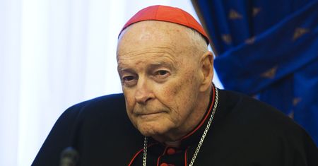 Skandal w Kościele. Były kardynał ponownie oskarżony