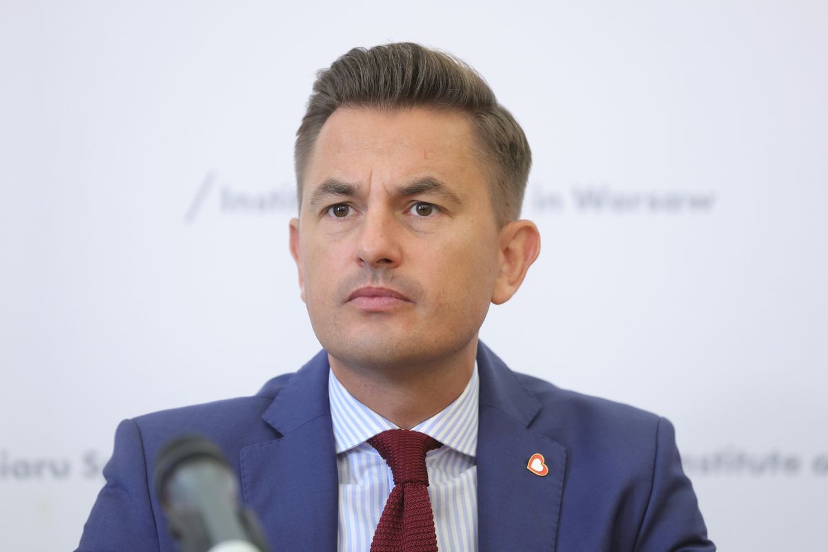 polityka, arkadiusz myrcha, wpadka Wpadka wiceministra. Arkadiusz Myrcha zapomniał o majątku żony