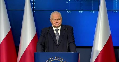A. Glapiński: Pogorszenie koniunktury jest związane z rosyjską agresją i szokiem na rynkach surowców energetycznych