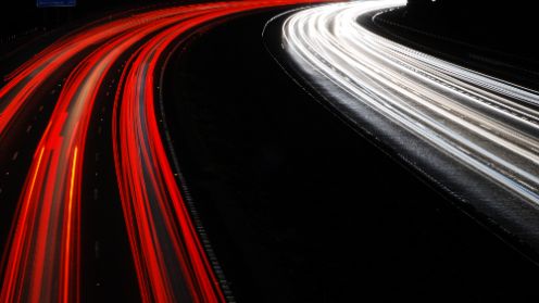 Chińczycy budują autostrady z komputerów. Polsce ta technologia by się przydała. 1