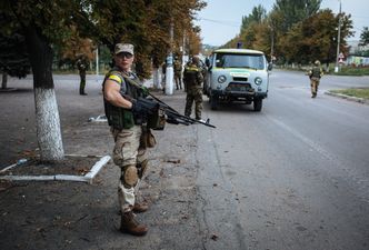 Wojna na Ukrainie. Znaleziono ciała ofiar ataku na uciekinierów ze wschodu kraju