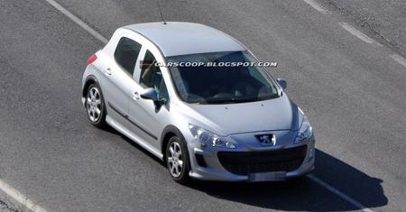 Peugeot testuje następcę 308