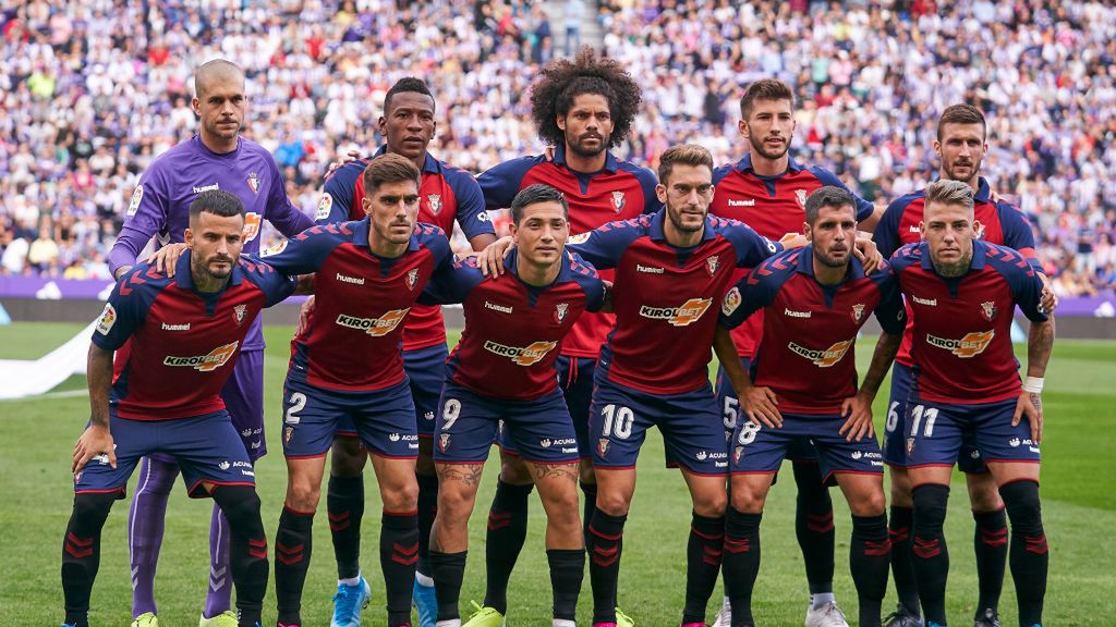 Getty Images / Quality Sport Images / Na zdjęciu: piłkarze Osasuny Pampeluna