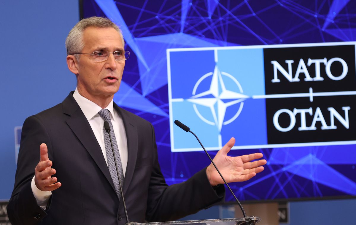 Kwatera Główna NATO: Białoruś ponosi odpowiedzialność za kryzys. Na zdjęciu sekretarz generalny NATO Jens Stoltenberg 