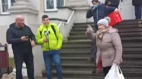 Marcin Najman tego nie przewidział. Starsza pani nagle wkroczyła do akcji (WIDEO)