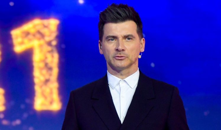 Oto wykształcenie prowadzących teleturniejów