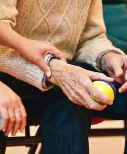 Seniorzy z dobrą pamięcią mają znacznie większe neurony. Nie cierpią też na Alzheimera