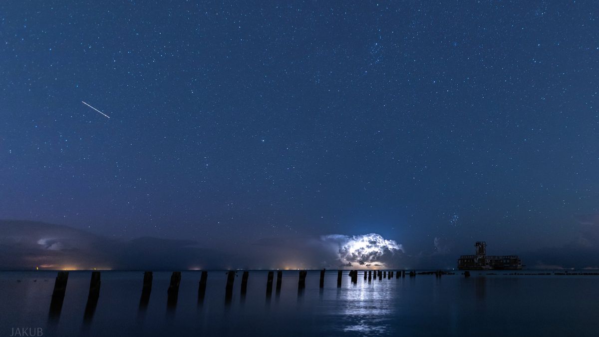 Burze nad Bałtykiem w noc Perseidów to marzenie każdego fotografa 1