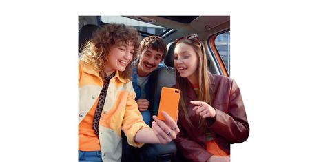 Orange obniża abonament nawet o połowę. Plan L z Internetem bez limitu od 50 zł