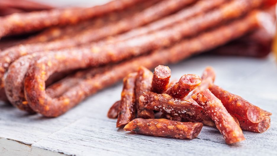 Kabanosy z białym nalotem - o czym to świadczy?