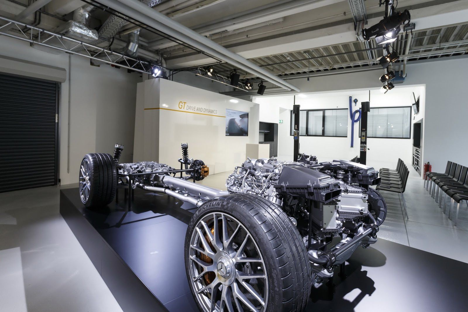 Mercedes-AMG GT na ponad 180 zdjęciach! 38