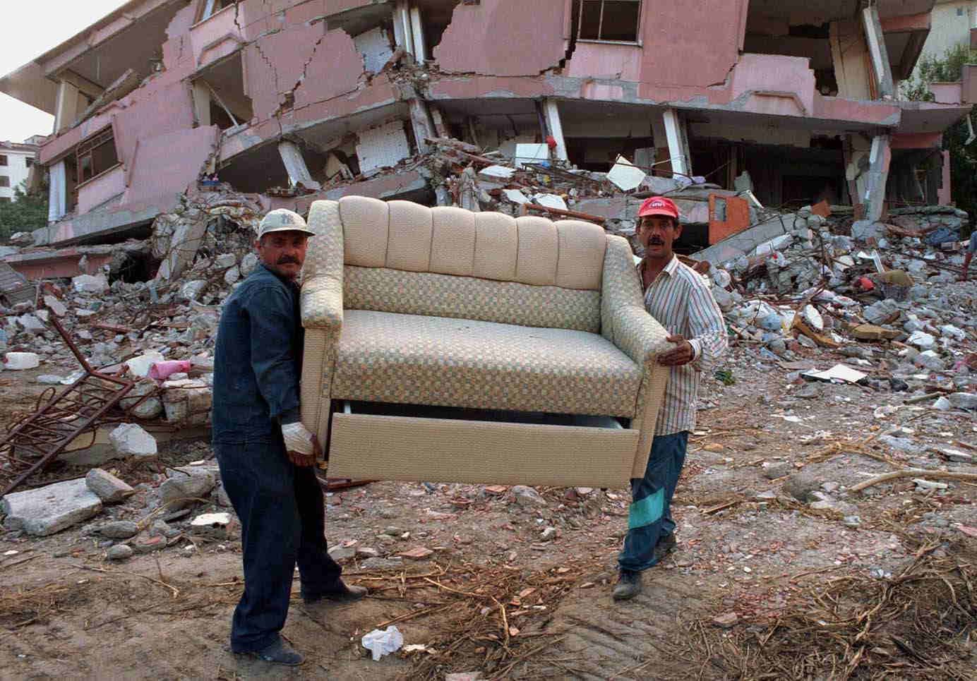 Gölcük po trzęsieniu ziemi z 1999 r.
