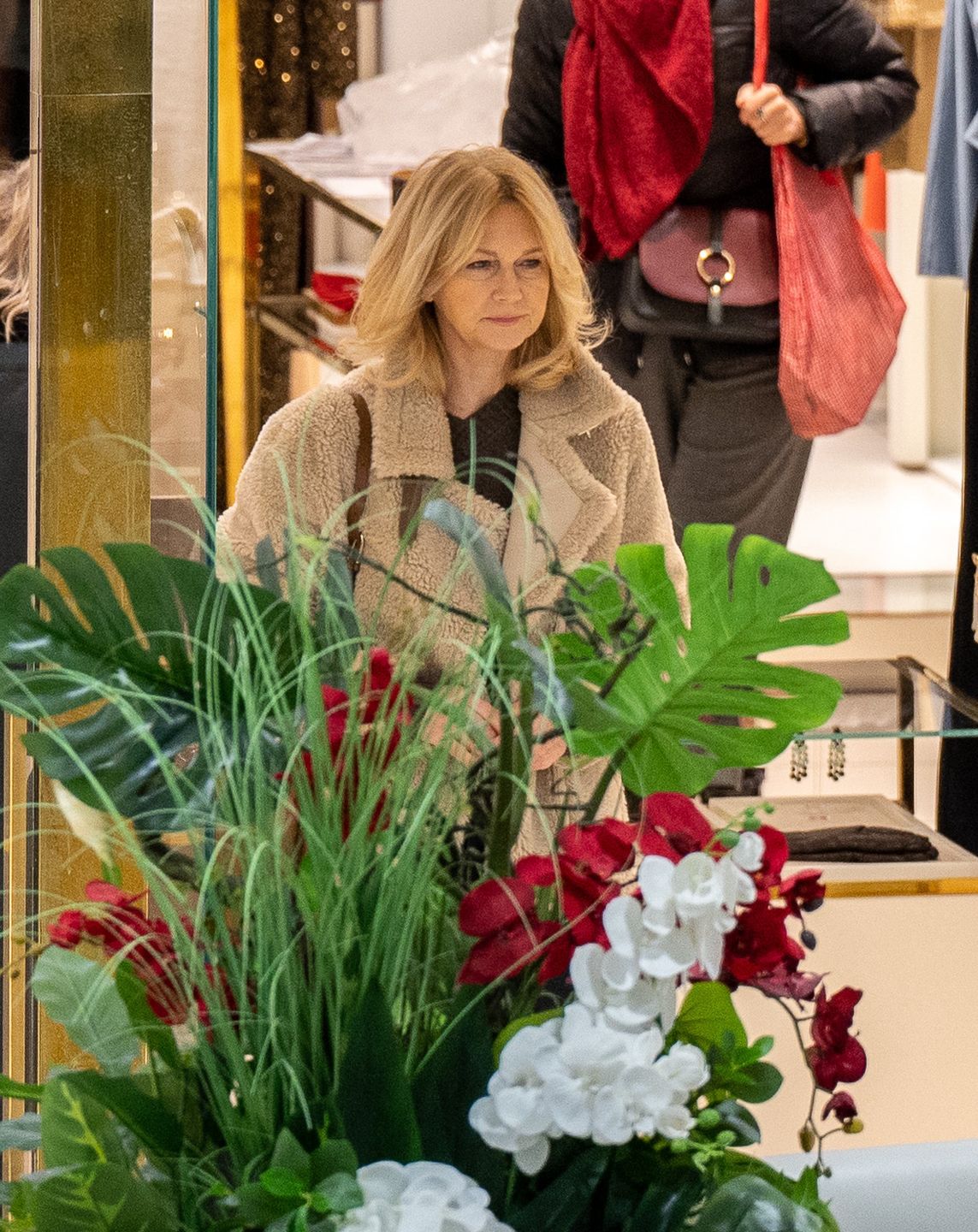 Grażyna Torbicka buszuje po sklepach