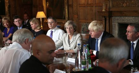 Boris Johnson zadeklarował poparcie dla premier May. Nie będzie nowego premiera?
