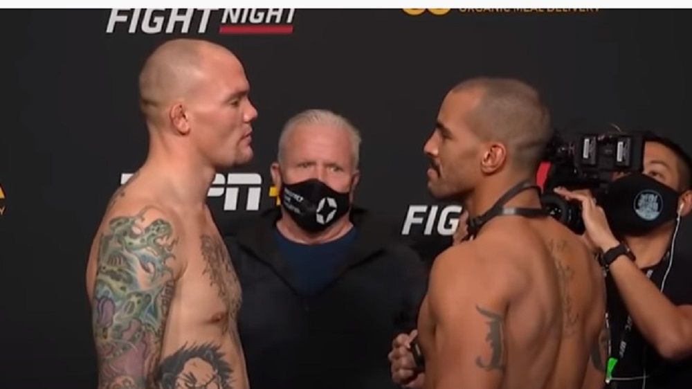 Anthony Smith zmierzy się z Devinem Clarkiem w walce wieczoru UFC Vegas 15