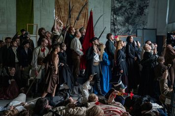 Nowy film Lecha Majewskiego "12 obrazów zniewolenia"