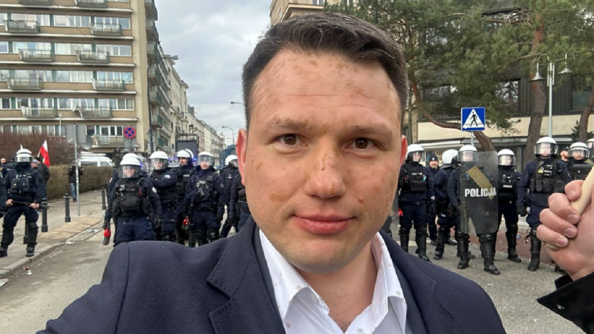 Dramat Sławomira Mentzena: policja potraktowała nas gazem. 