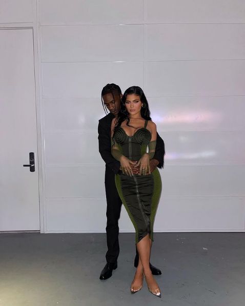 Kylie Jenner jest w drugiej ciąży? Zdradziły ją paznokcie