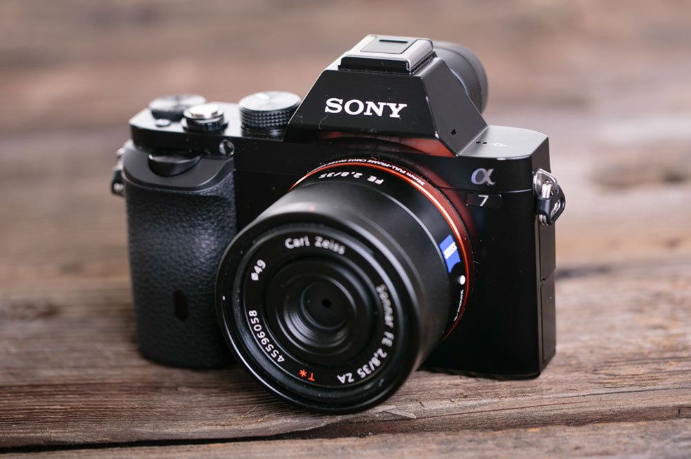 Sony A7 III i RX100 V coraz bliżej?