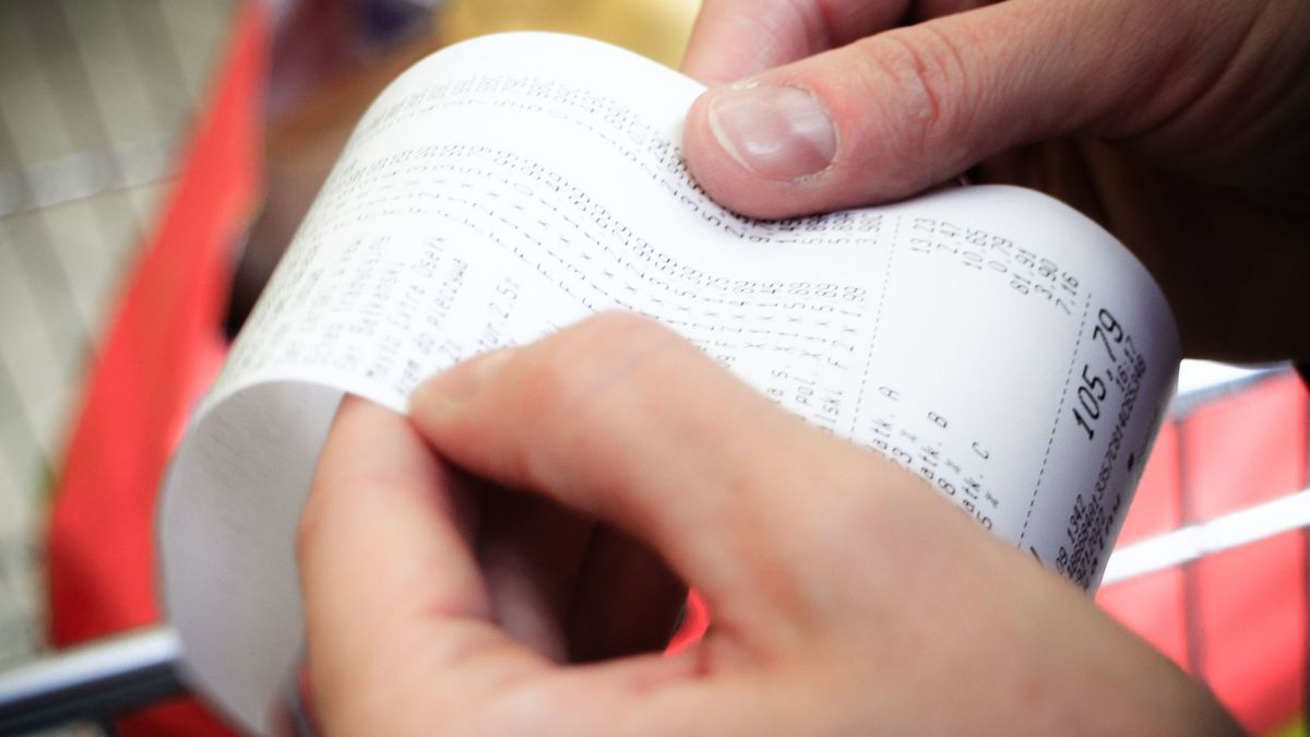 To w zasadzie jeden z najpopularniejszych i najprostszych przekrętów na VAT. MF chce z nim skończyć