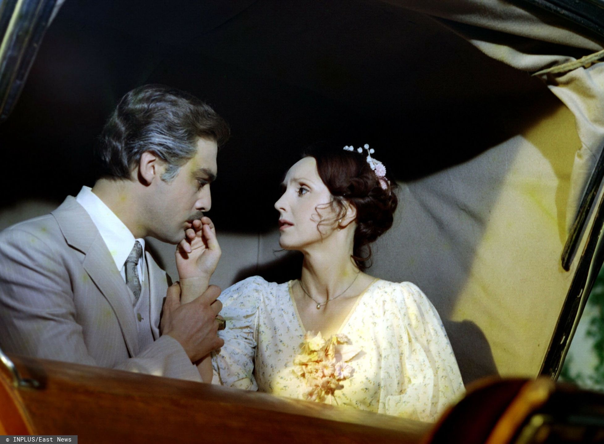 Leszek Teleszyński i Elżbieta Starostecka w filmie "Trędowata" z 1976 r.