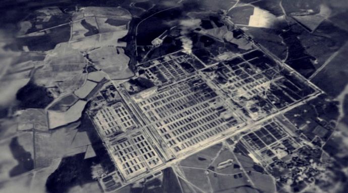 Auschwitz widziany z nieba