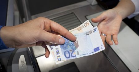 Euro w Polsce? Komisja Europejska pokazała raport. Stawia sprawę jasno