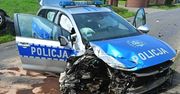 Teodorowo: Uciekał przed policją, doprowadził do zderzenia z radiowozem