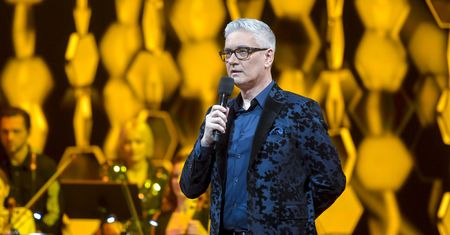 TVP zrywa umowę z Arturem Orzechem. Dziennikarz znika z "Szansy na sukces"