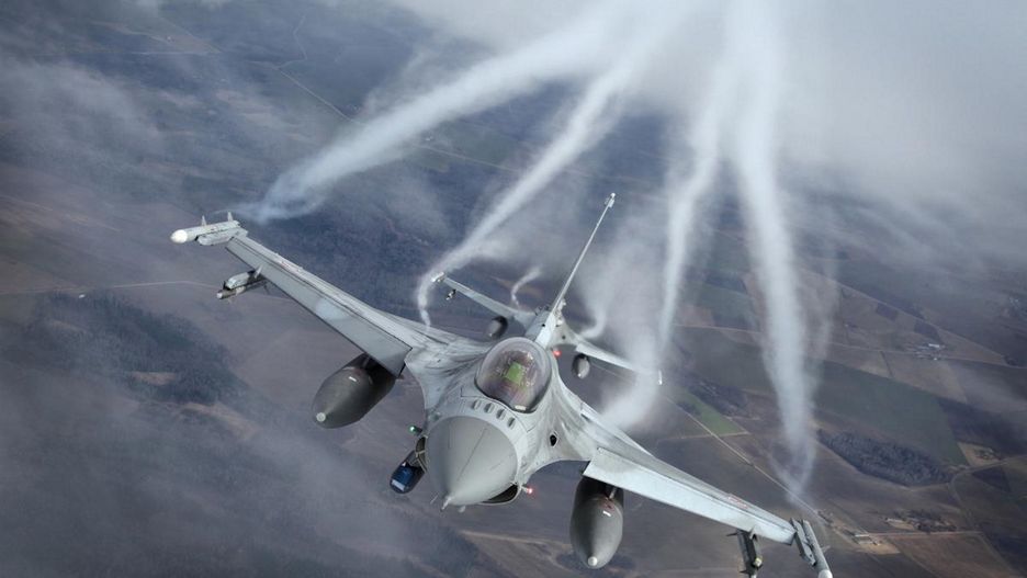 Polski F-16